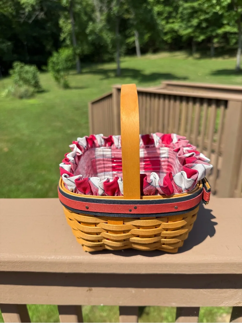 Longaberger 2001 All American Strawberry Basket with Plaid Liner & Tie on